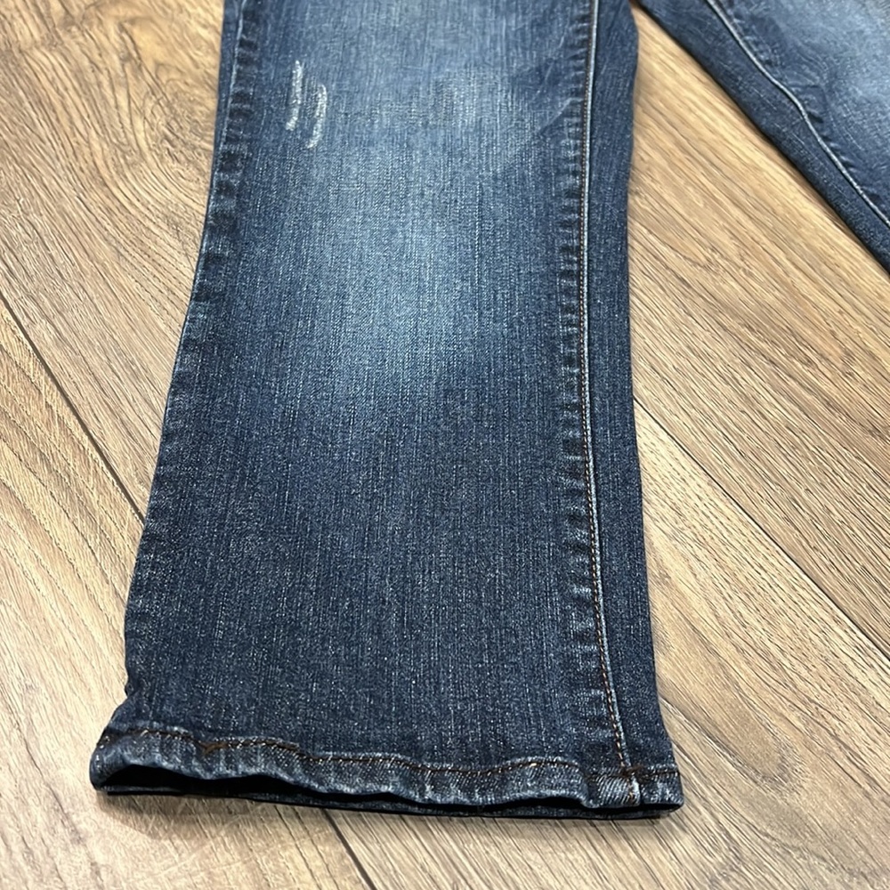Refuge Women’s Distressed Stretchy Denim Capris/Cropped Jeans Size S - Picture 6 of 9